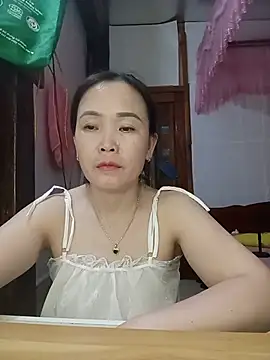 Snapshot of Feeling-hot chatting on 06/02/26, 03:56 Feeling-hot online show from 06/02/26, 03:56