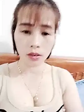 Swan-white123 online show from 12/04/25, 01:10