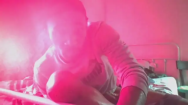 Snapshot of thatsmynega chatting on 11/11/25, 04:29 thatsmynega online show from 11/11/25, 04:29