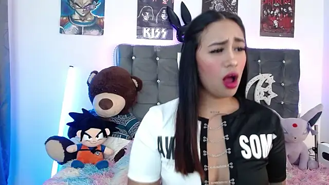 lunabritton1 online show from 03/01/26, 04:45