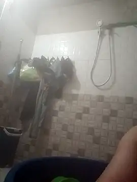 thuy-kieu online show from 12/14/25, 12:44