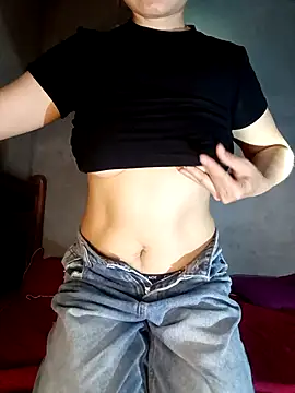 thuy-kieu online show from 02/26/26, 09:42