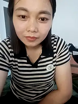 thuy-kieu online show from 11/10/25, 09:03