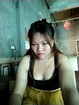 Snapshot of m-mbae chatting on 12/03/25, 02:56 m-mbae online show from 12/03/25, 02:56