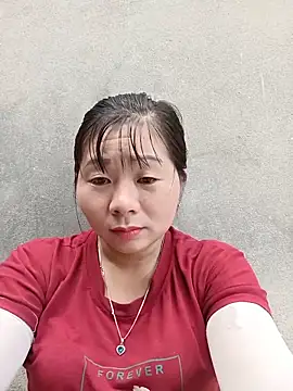 Snapshot of vangkt-cute chatting on 05/17/26, 02:22 vangkt-cute online show from 05/17/26, 02:22