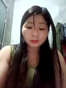 Snapshot of vangkt-cute chatting on 05/03/26, 08:12 vangkt-cute online show from 05/03/26, 08:12