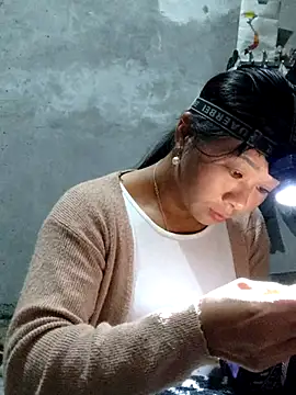 vangkt-cute online show from 11/18/25, 05:49