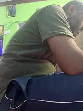 Snapshot of arjunforyou4 chatting on 12/15/25, 08:53 arjunforyou4 online show from 12/15/25, 08:53