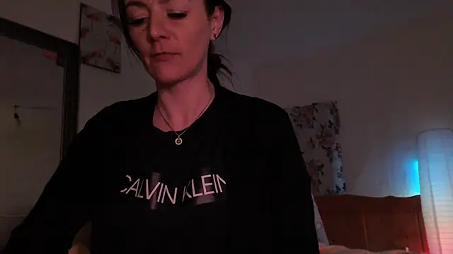 MissyDior8 online show from 04/12/26, 09:01