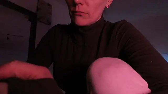 MissyDior8 online show from 03/25/26, 08:03