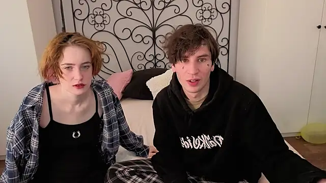 Snapshot of Danny_loves_Mary chatting on 02/21/26, 01:51 Danny loves Mary online show from 02/21/26, 01:51