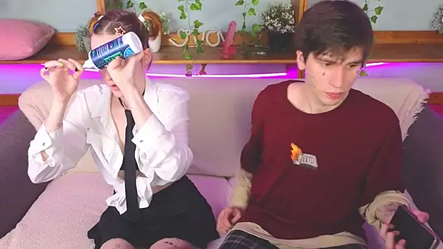 Danny loves Mary online show from 05/24/26, 02:22