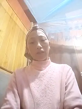 Snapshot of Socola205 chatting on 11/12/25, 01:54 Socola205 online show from 11/12/25, 01:54