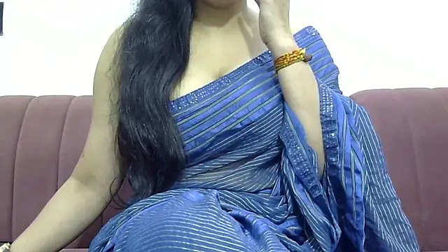 Snapshot of Zoya-sexy chatting on 10/06/25, 06:52 Zoya-sexy online show from 10/06/25, 06:52