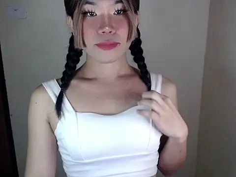 dazzlingcarol online show from 02/05/26, 10:22