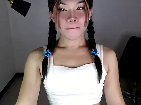 Snapshot of dazzlingcarol chatting on 06/30/26, 10:37 dazzlingcarol online show from 06/30/26, 10:37