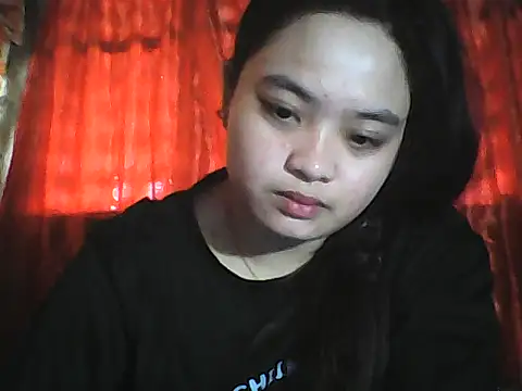 pinayyours18 online show from 01/13/26, 04:27