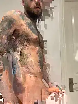 Snapshot of magicmichaell chatting on 11/14/25, 08:51 magicmichaell online show from 11/14/25, 08:51