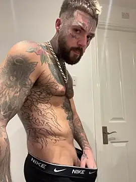 magicmichaell online show from 11/22/25, 08:51