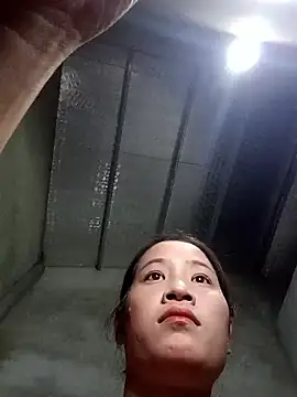 -Huong-99 online show from 12/01/25, 11:44