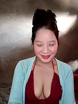 -Huong-99 online show from 11/28/25, 01:50