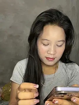 Snapshot of -Huong-99 chatting on 02/19/26, 03:31 -Huong-99 online show from 02/19/26, 03:31