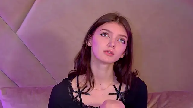 SophiaProve online show from 11/24/25, 04:40