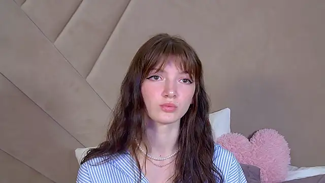 Snapshot of SophiaProve chatting on 03/29/26, 05:14 SophiaProve online show from 03/29/26, 05:14