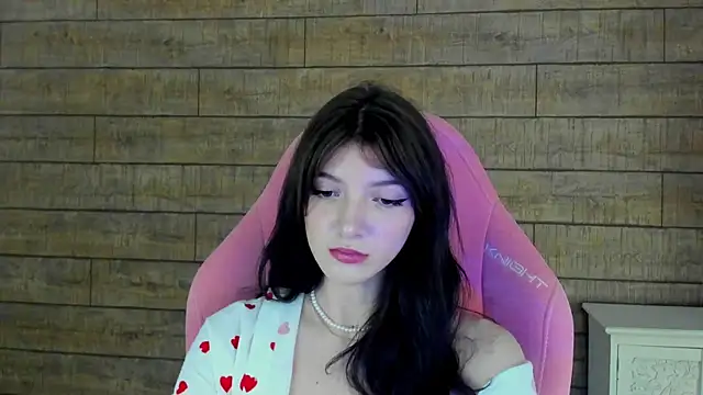 SophiaProve online show from 05/08/26, 04:44