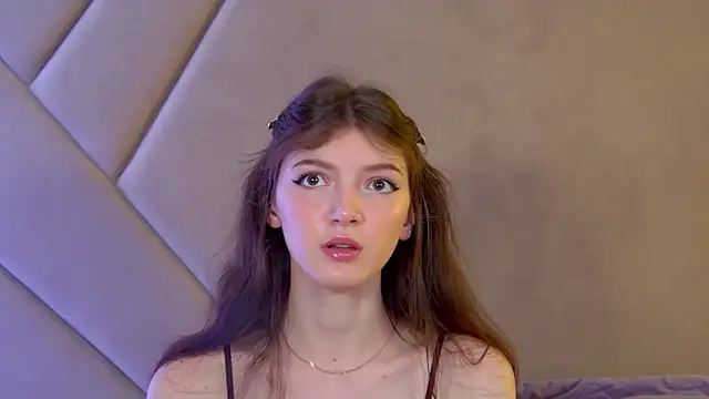SophiaProve online show from 05/25/26, 04:28