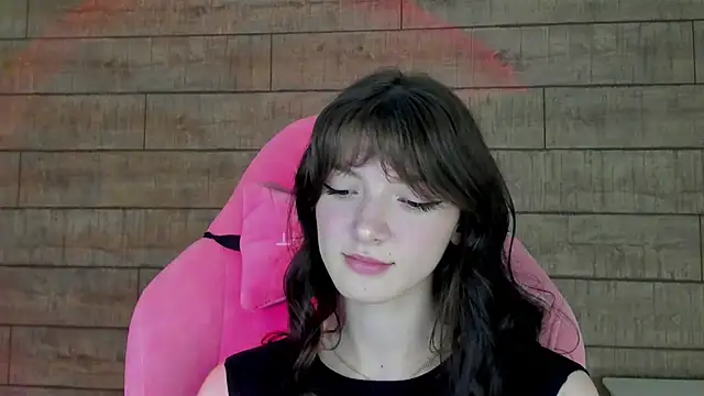 Snapshot of SophiaProve chatting on 04/02/26, 06:14 SophiaProve online show from 04/02/26, 06:14