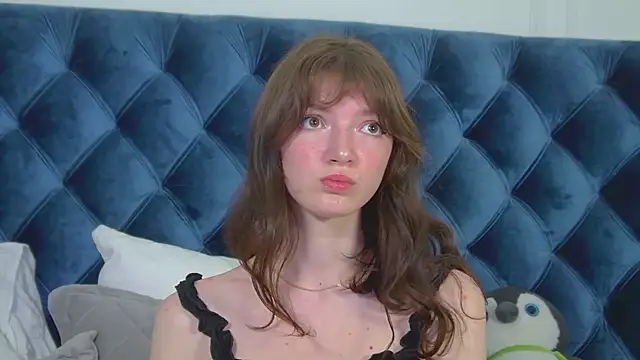 Snapshot of SophiaProve chatting on 04/03/26, 04:24 SophiaProve online show from 04/03/26, 04:24