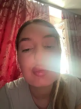 Marisaaasss online show from 07/04/26, 11:49