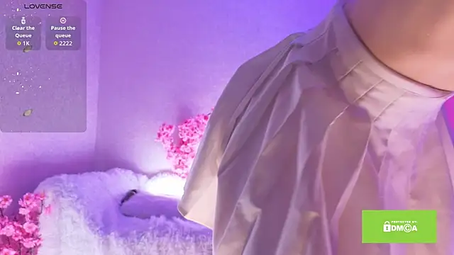 Kitty gaze online show from 11/29/25, 02:50