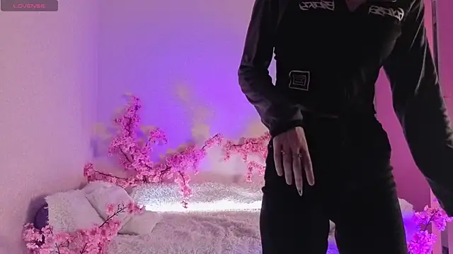 Kitty gaze online show from 04/03/26, 03:18