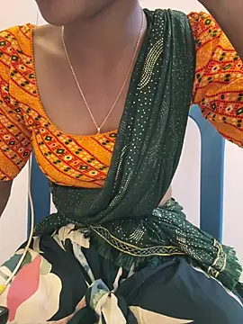 Snapshot of Rani__telugu chatting on 02/19/26, 03:58 Rani telugu online show from 02/19/26, 03:58