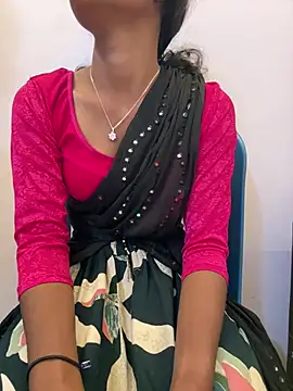 Snapshot of Rani__telugu chatting on 02/15/26, 03:29 Rani telugu online show from 02/15/26, 03:29