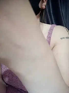 MiHeni online show from 04/02/26, 03:30