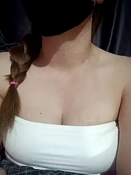 MiHeni online show from 04/08/26, 04:08