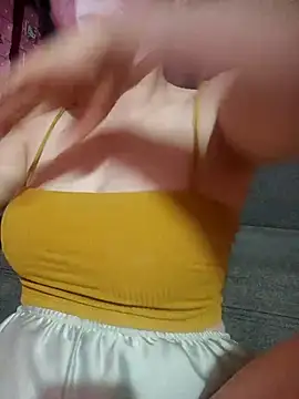 MiHeni online show from 12/22/25, 07:08