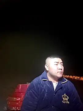 Snapshot of KAIKAI-888 chatting on 11/26/25, 12:05 KAIKAI-888 online show from 11/26/25, 12:05