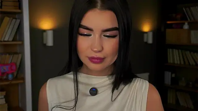 CoreenYorton online show from 11/14/25, 01:20