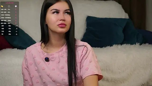 CoreenYorton online show from 11/30/25, 01:06