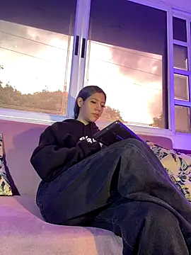 ReiAyanamy online show from 12/19/25, 07:38