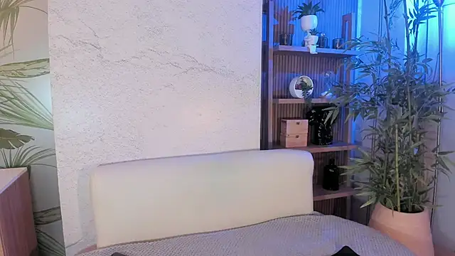 ReiAyanamy online show from 04/12/26, 08:01