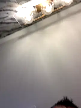 Snapshot of WildFocus chatting on 11/22/25, 08:40 WildFocus online show from 11/22/25, 08:40