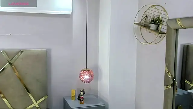 AaronFonseca  online show from 11/12/25, 08:12