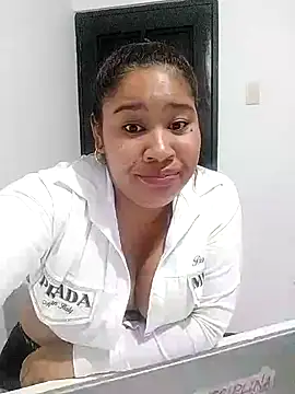 Sarahy- online show from 11/23/25, 05:39