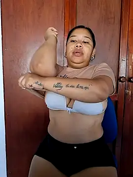 Snapshot of Sarahy- chatting on 01/17/26, 12:31 Sarahy- online show from 01/17/26, 12:31