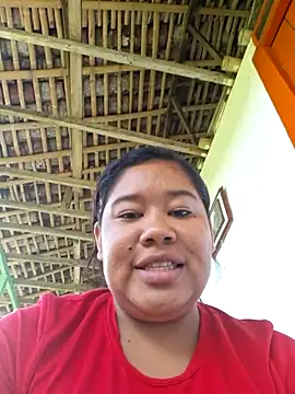 Snapshot of Sarahy- chatting on 06/19/26, 04:46 Sarahy- online show from 06/19/26, 04:46